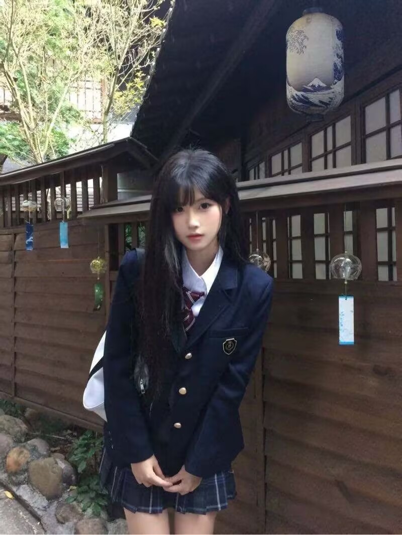 27DB302085792CF4D976D82DE125FF65.png